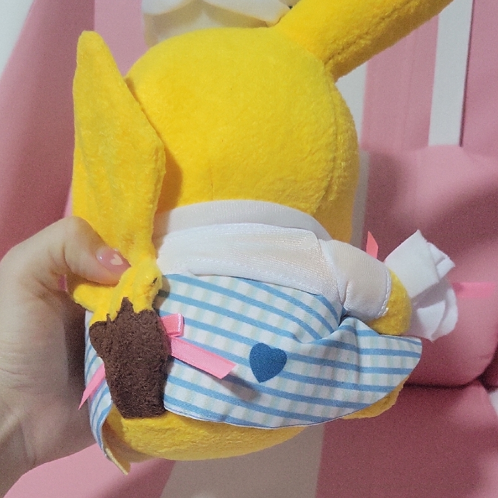 Pokemon Pikachu Plush with Yellow and White Outfit - Picture 9 of 9